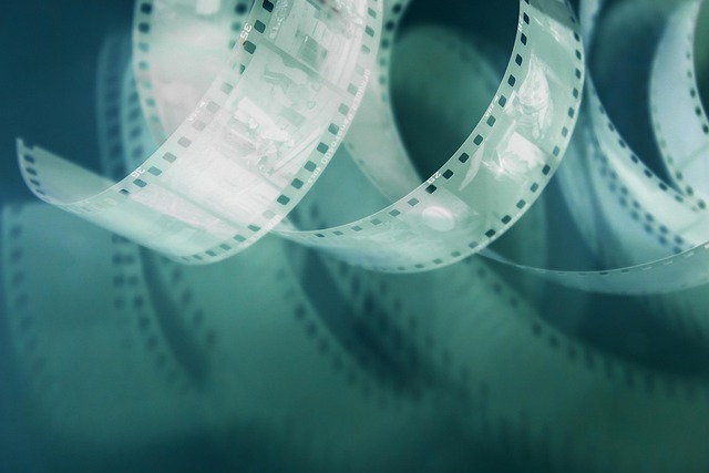 romantic comedy, film review, Casse-tête Chinois, globalization
