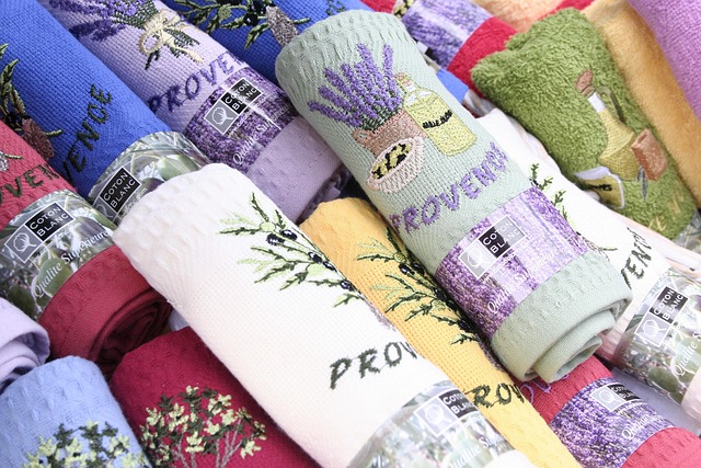 monogrammed towels, personalized towels, wedding gifts, custom embroidery